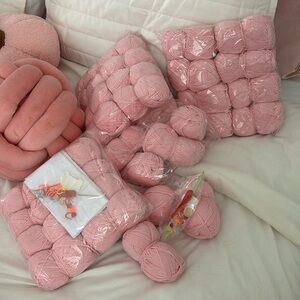 Pink yarn for DIY